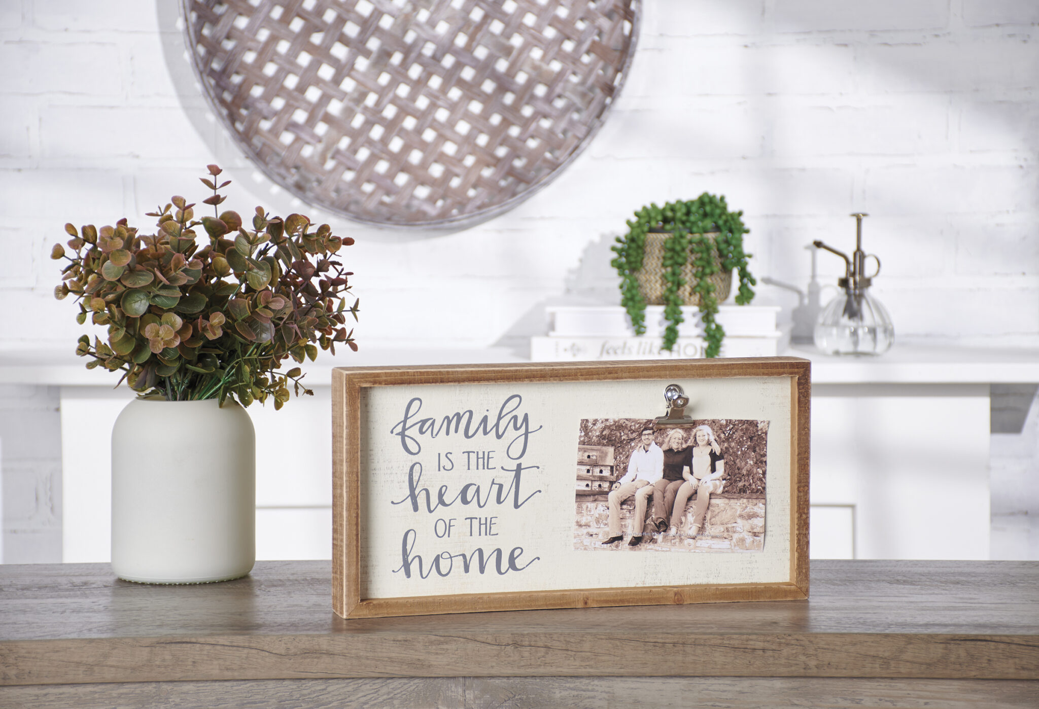 Primitives By Kathy Home Décor. Gift Items. Seasonal.